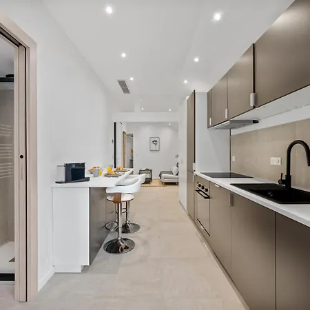 Deux Pieces Renove Au Coeur De La Vieille Ac Apartmán