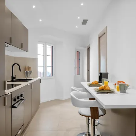 Deux Pieces Renove Au Coeur De La Vieille Ac Apartmán Menton
