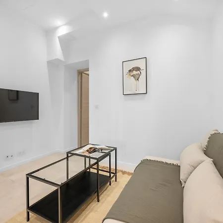 Апартаменти Deux Pieces Renove Au Coeur De La Vieille Ac Мантон