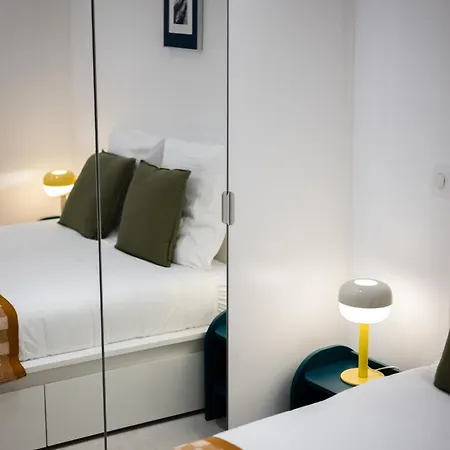 Apartment Deux Pieces Renove Au Coeur De La Vieille Ac *