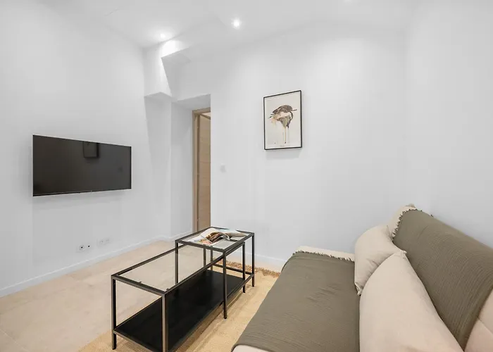 Apartment Deux Pieces Renove Au Coeur De La Vieille Ac Menton